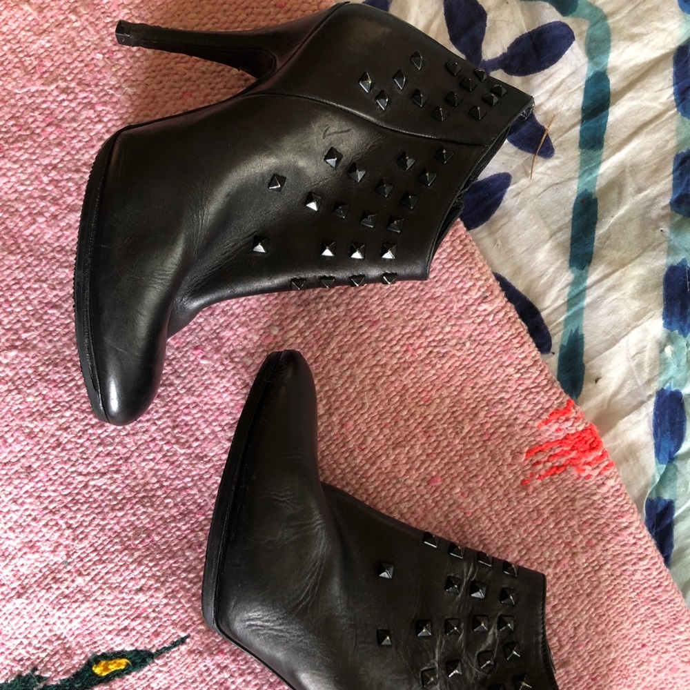 Rock & Republic stiletto studded booties